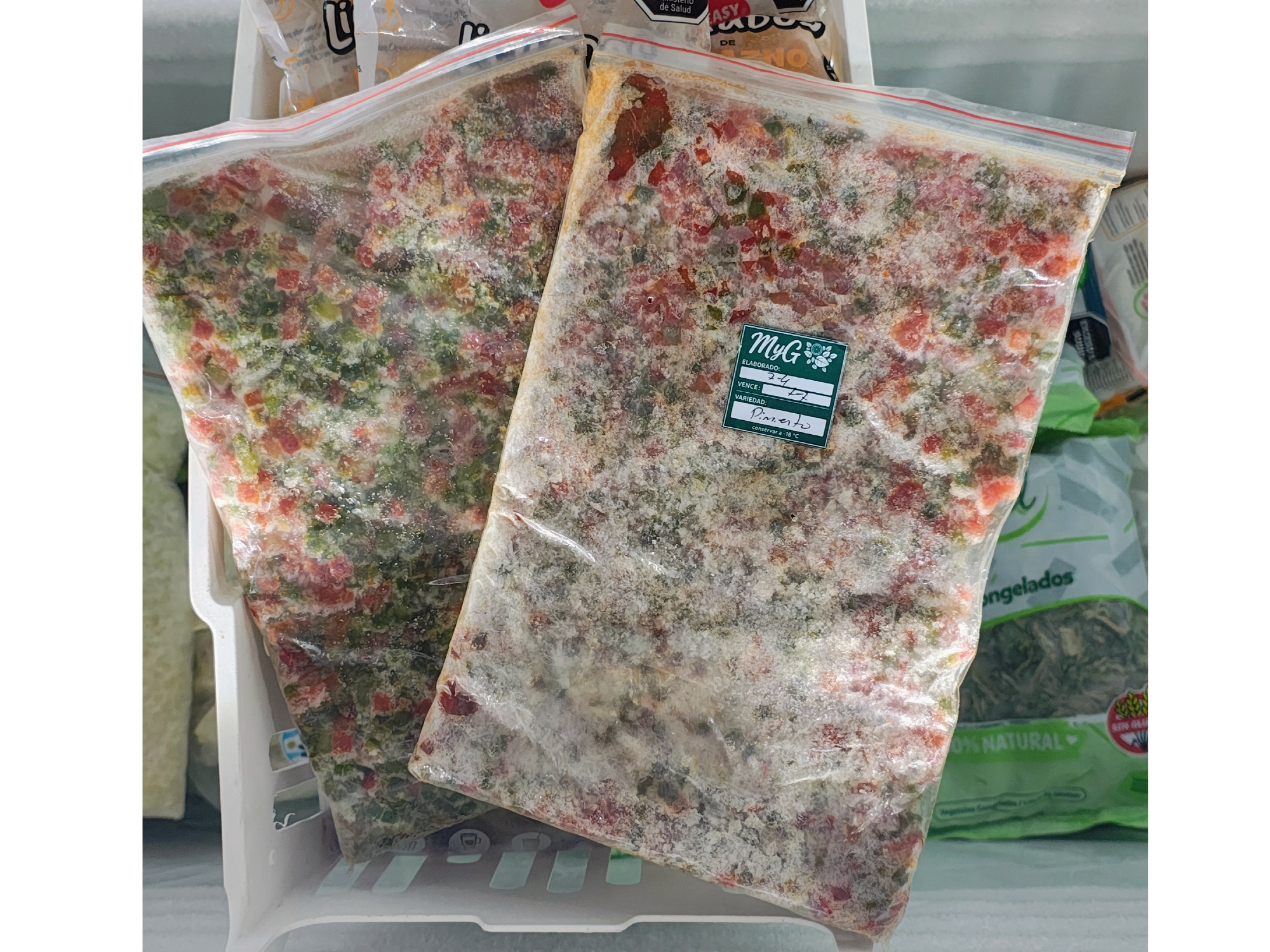 Pimientos cortados en cubos (500gr)