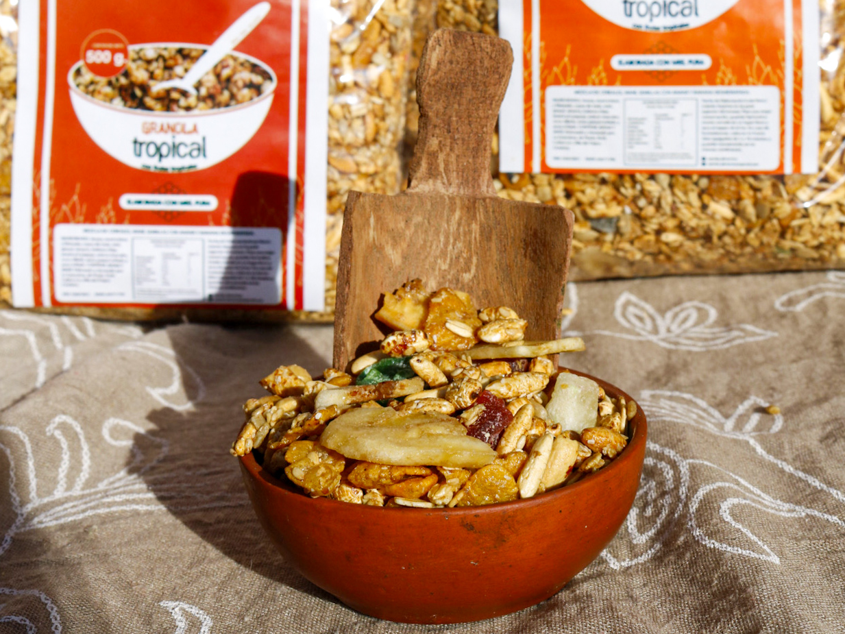 Granola Tropical Satvika