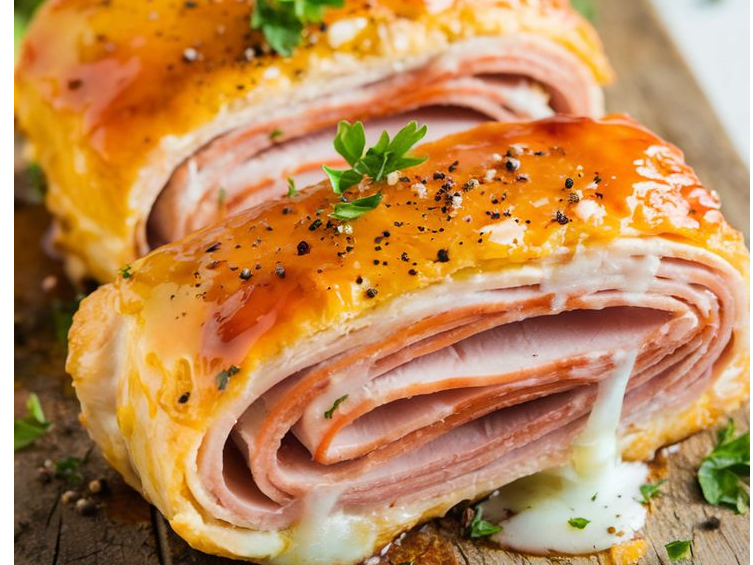 Arrollado de Pollo con Jamon y Queso