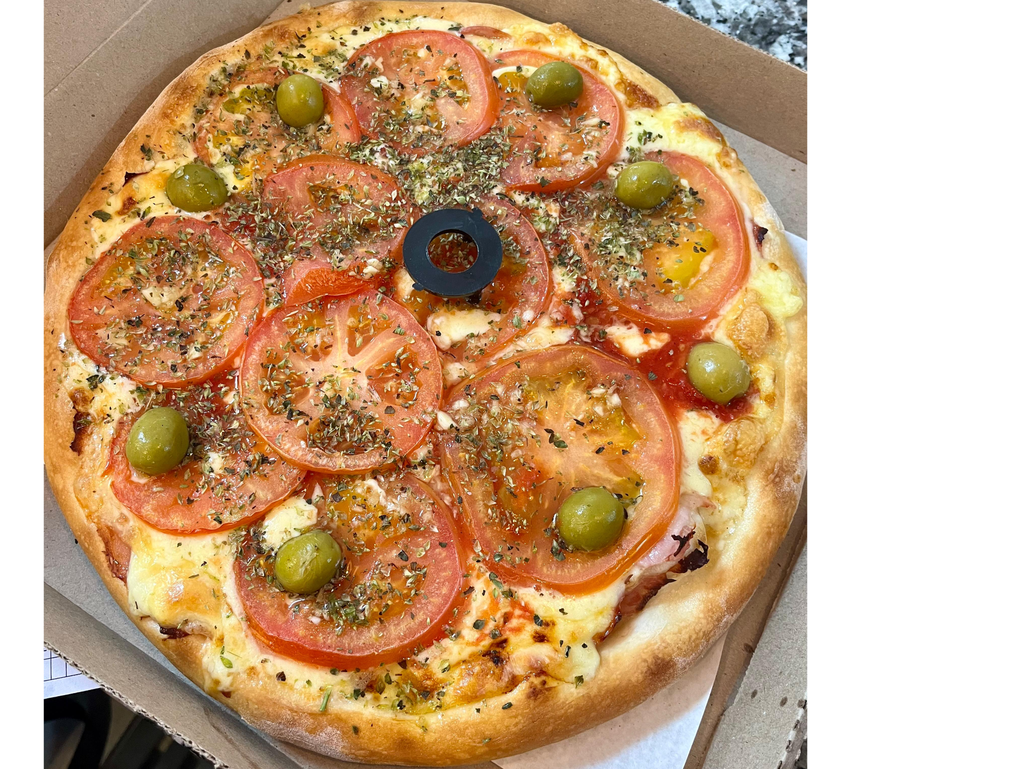 Muzzarella con tomate natural