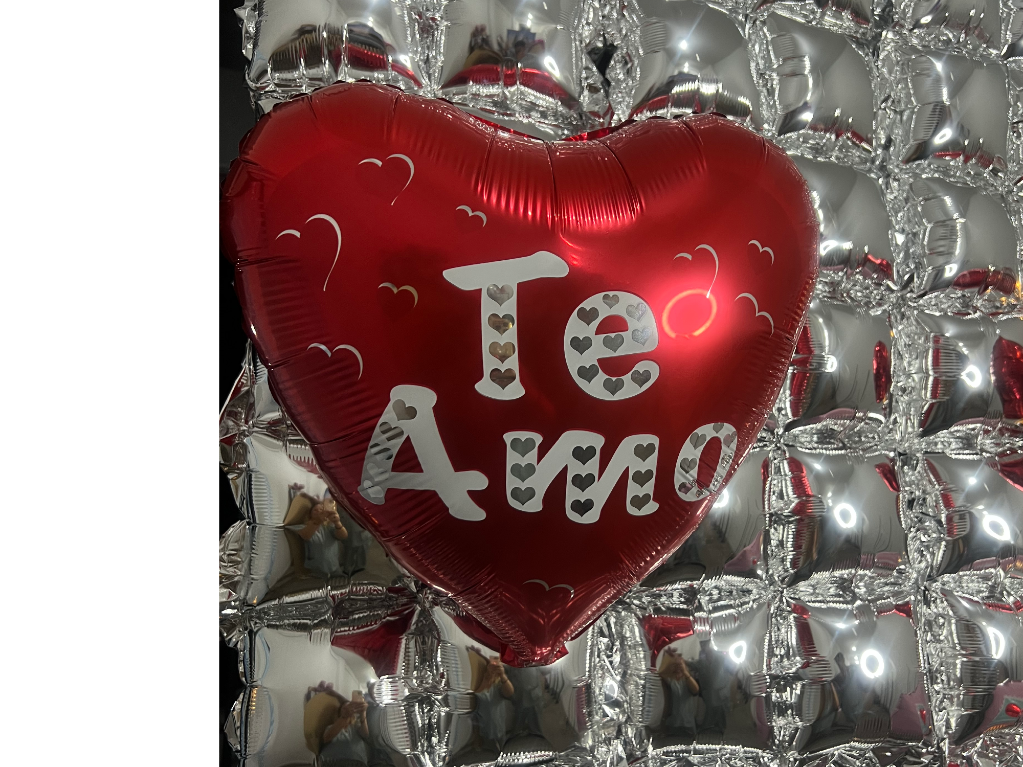 CORAZON ROJO TE AMO 18"