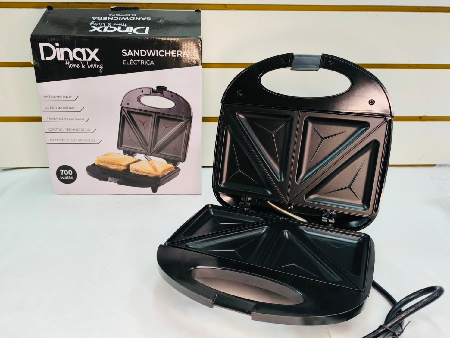 Sándwichera electrica - COD.: 115