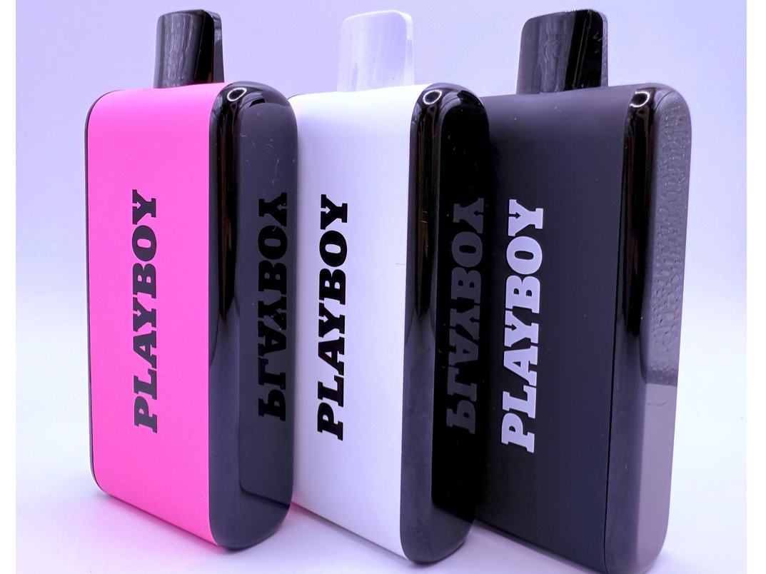 STRAWBERRY ICE 🍓❄️