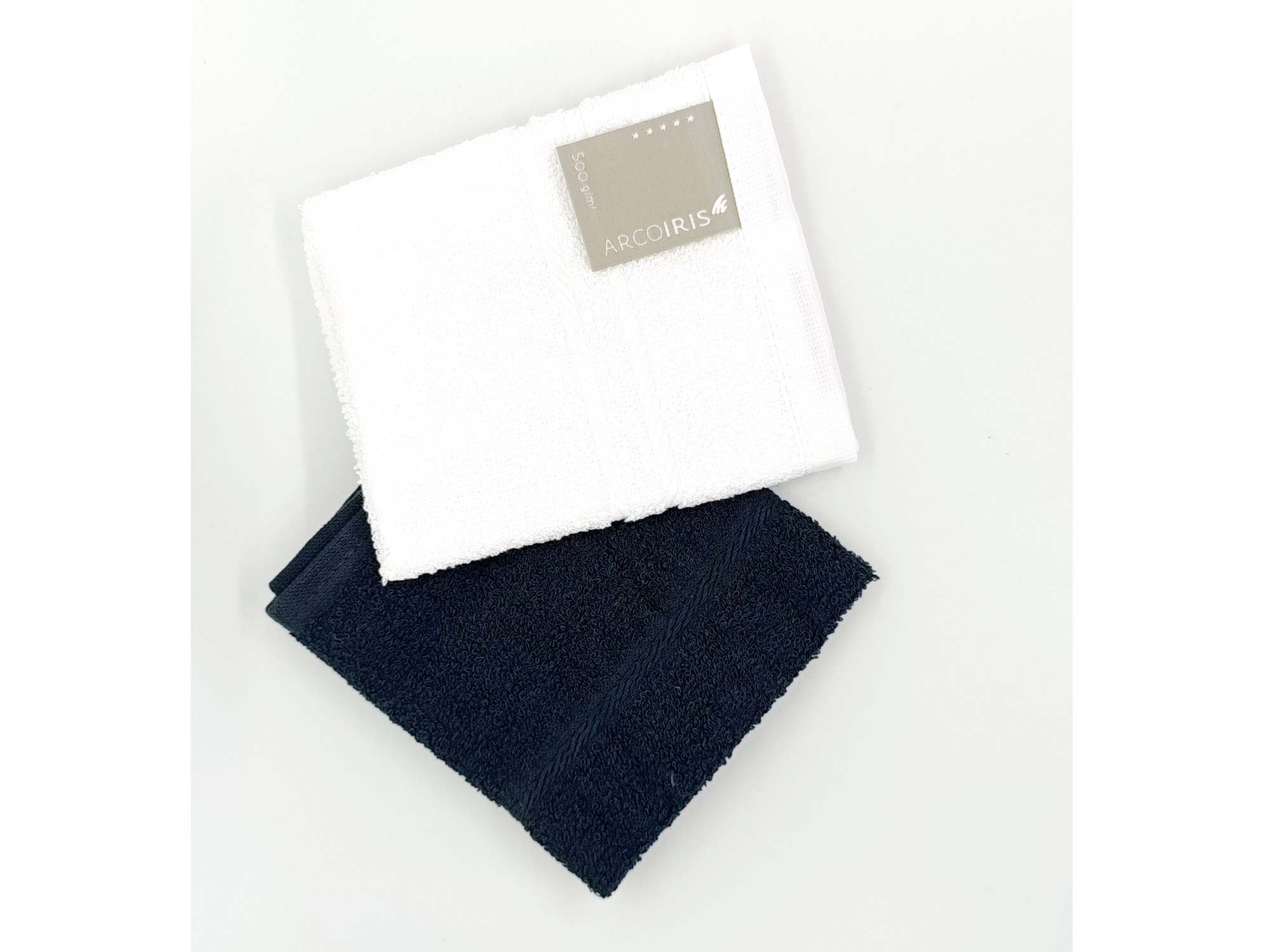 TOALLA PEQUEÑA LISA 30 cm X 45 cm