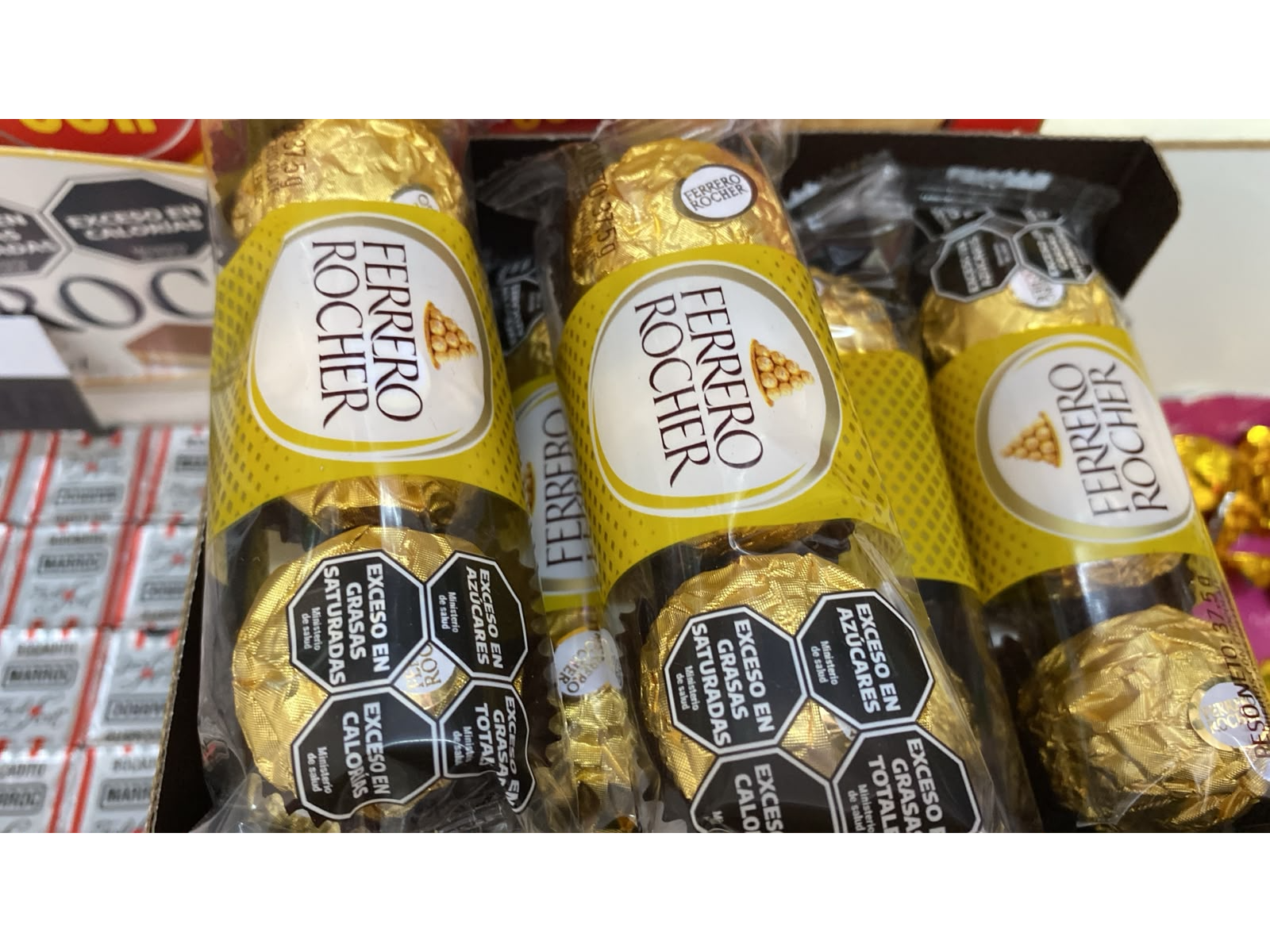 Bombon ferrero rocher
