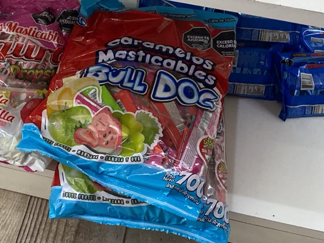 Caramelo masticable acido bull dog x700grs.