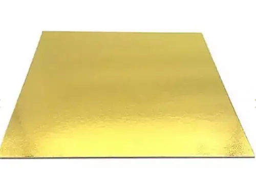 Base de carton premium cuadrado dorado