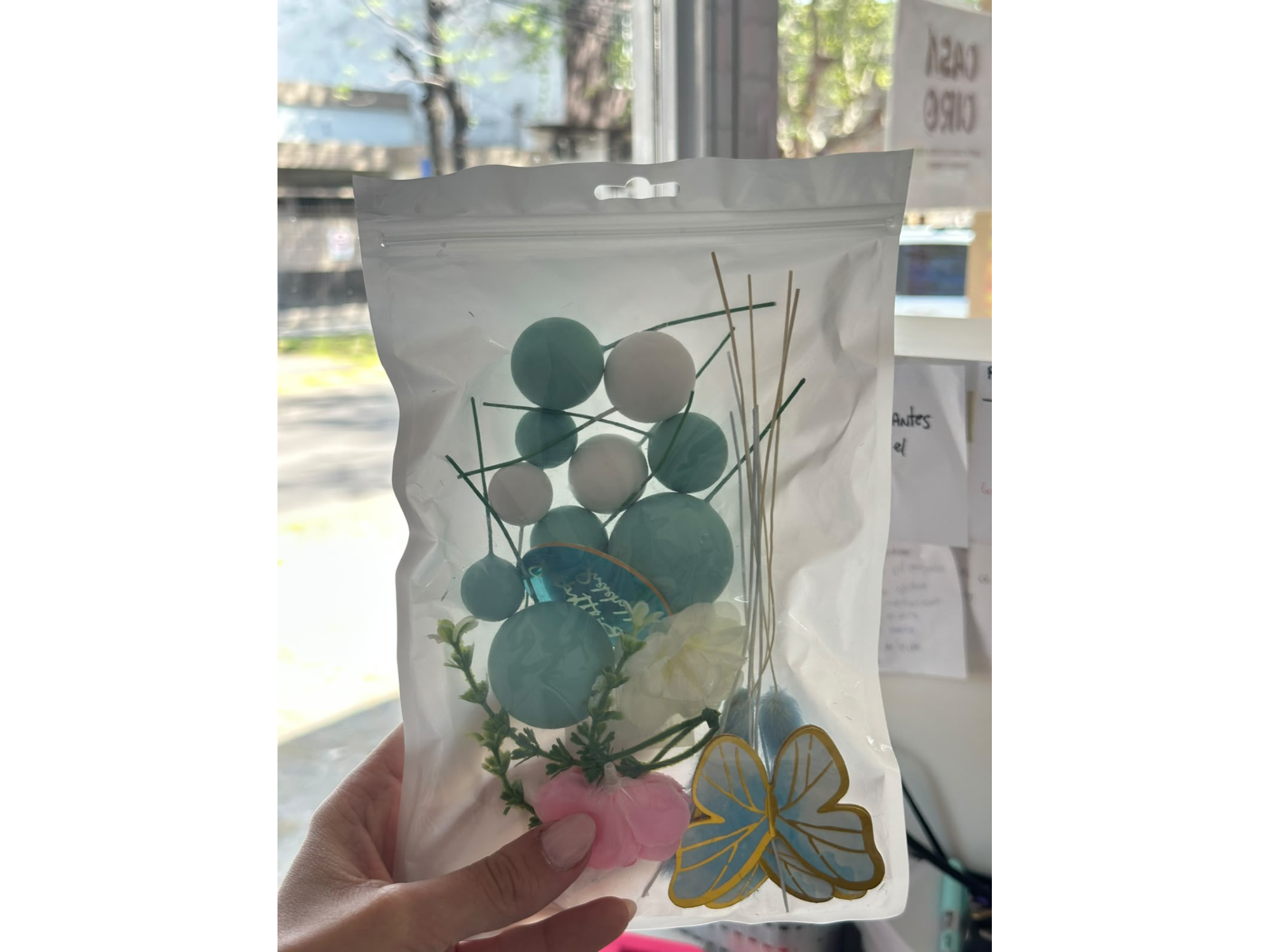 Adorno para torta esfera mariposa