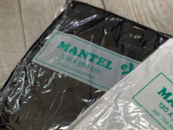 Mantel plastico rectangular extra largo negro (1,20x3,60mtr)