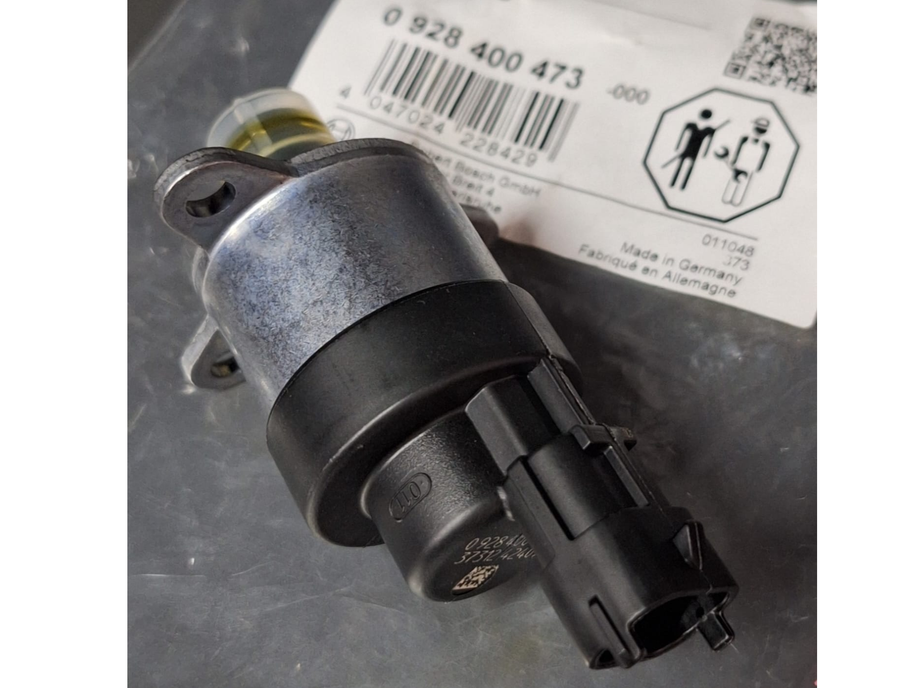 0928400473 - VALVULA BOSCH REGULADORA DE PRESION COMBUSTIBLE