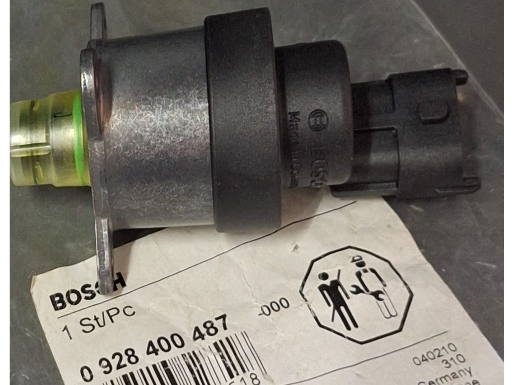 0928400487 - VALVULA BOSCH REGULADORA DE PRESION COMBUSTIBLE