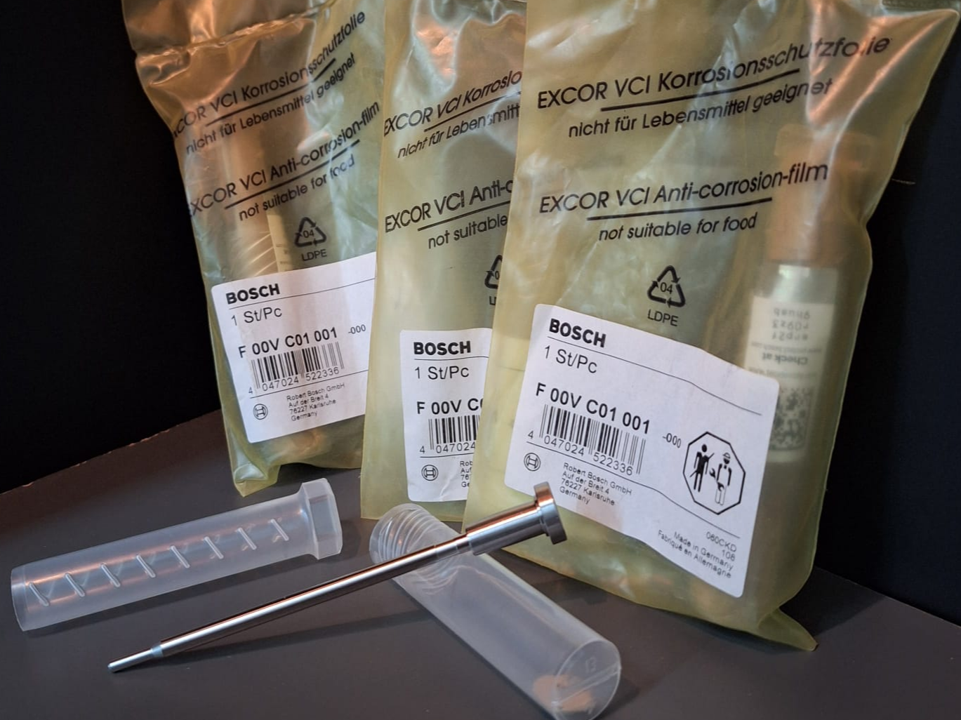 F 00V C01 001 - JUEGO VALVULAS BOSCH INYECTOR COMMON RAIL - MERCEDES BENZ