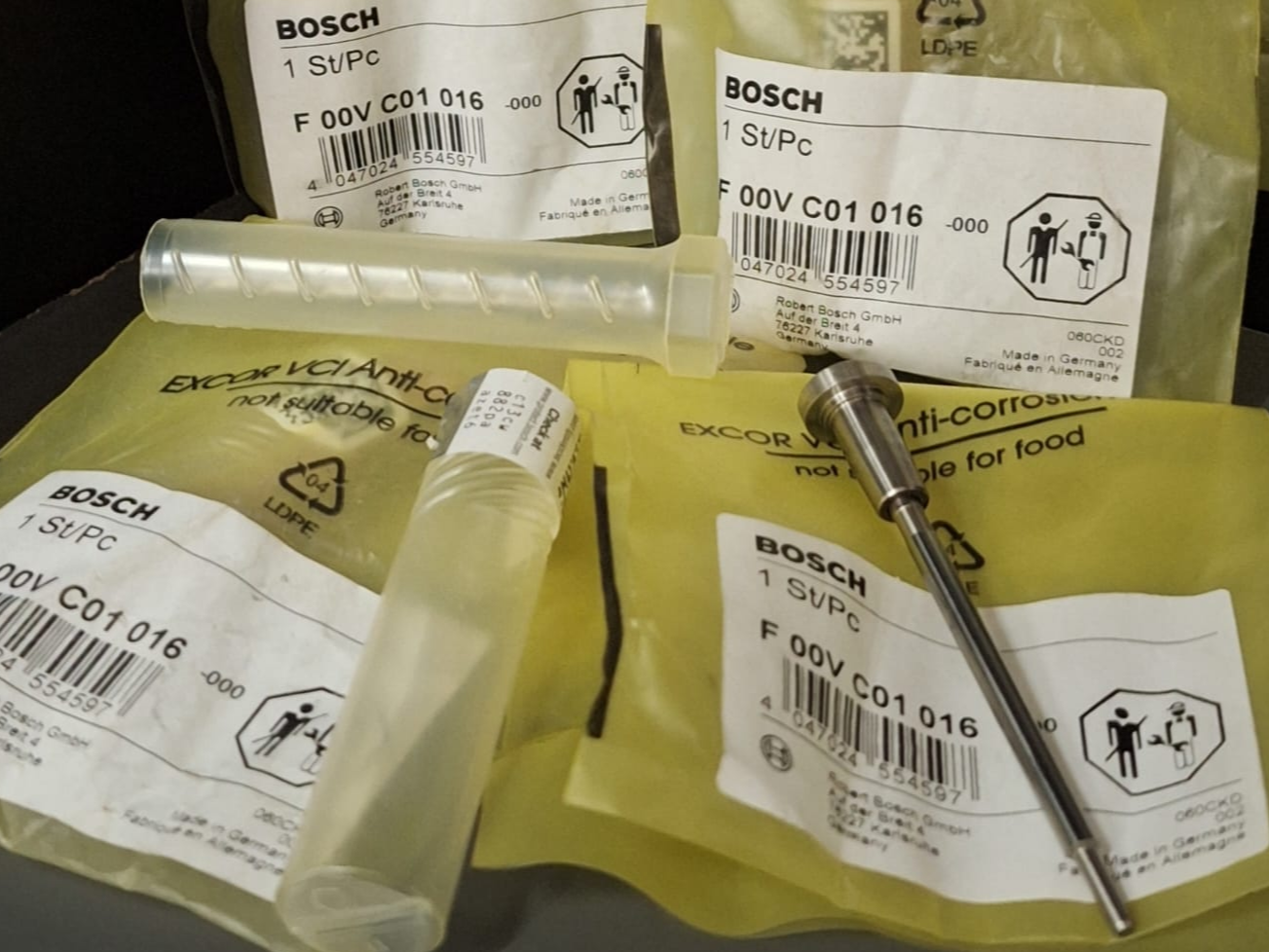 F 00V C01 016 - JUEGO VALVULAS BOSCH INYECTOR COMMON RAIL - FIAT BRAVO -MAREA 1.9 JTD