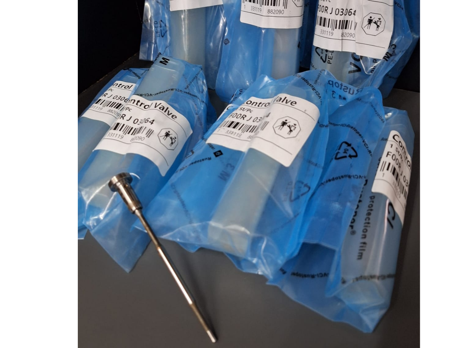 F 00R J03 064 - JUEGO VALVULAS CHINAS INYECTOR COMMON RAIL - DEUTZ / AGRALE