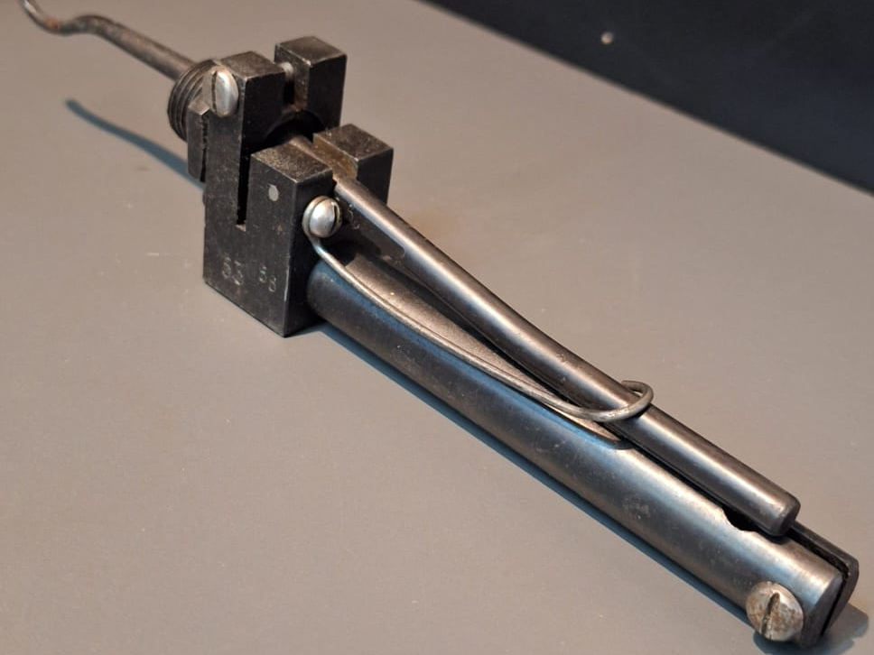 JS 53 - MEDIDOR DE SUMINISTRO