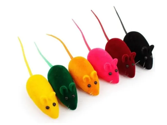 Ratita con chifle (art 1540)