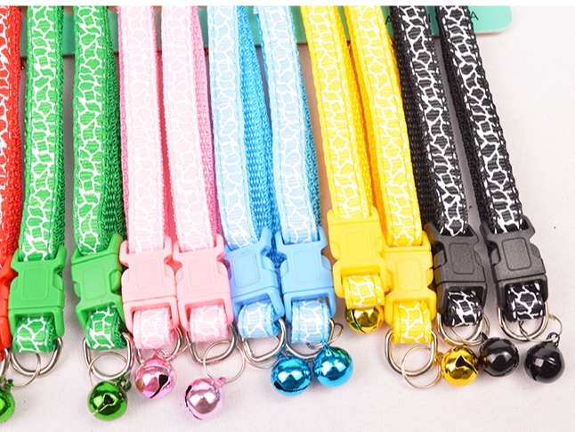 Collar de nylon estampado (art 942)