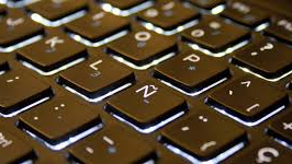 TECLADOS
