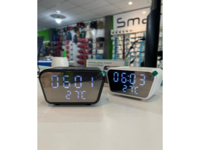 RELOJ DESPERTADOR DIGITAL + CARGADOR INALAMBRICO RDO-323