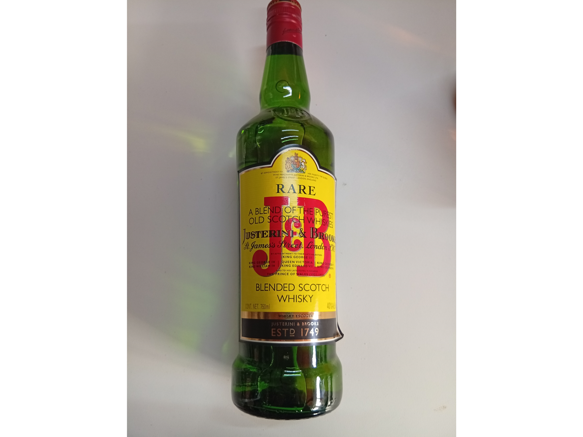 Whisky J & B