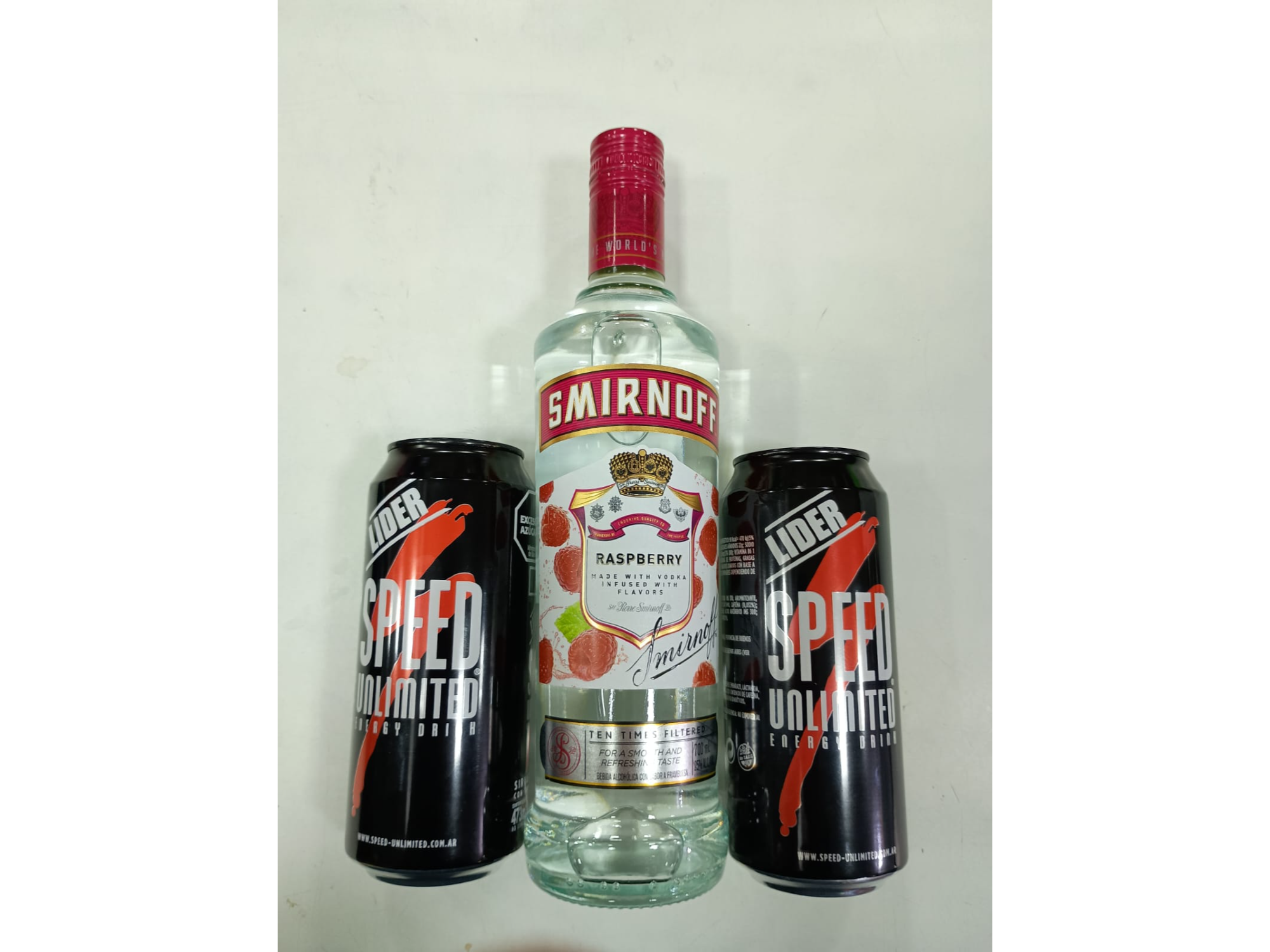 Combo Smirnoff + 2 Speed XL