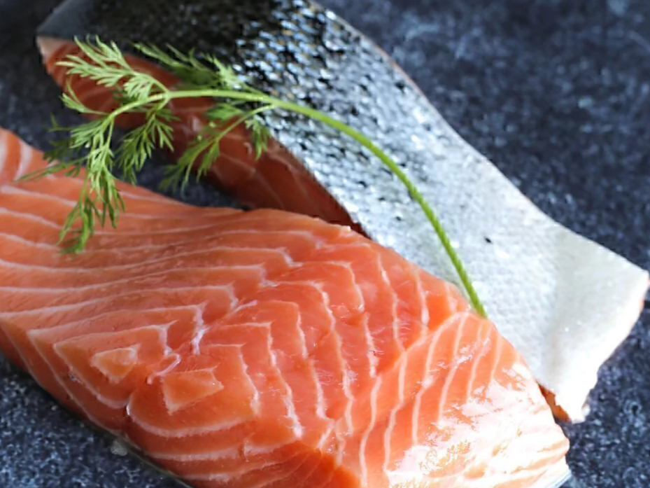 SALMÓN ROSADO