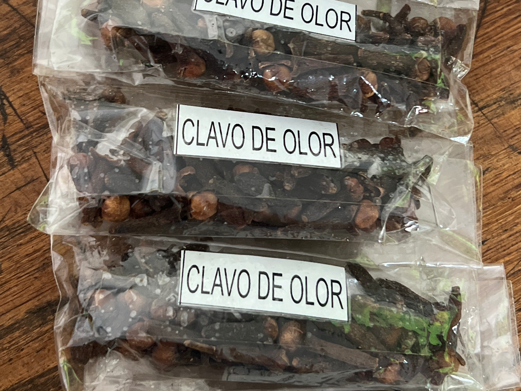 Clavo de olor por 10 gr.