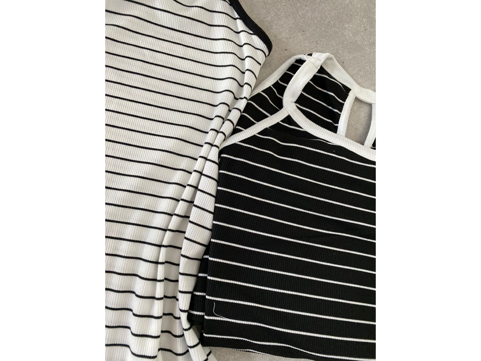 VESTIDO RAYADO NEGRO