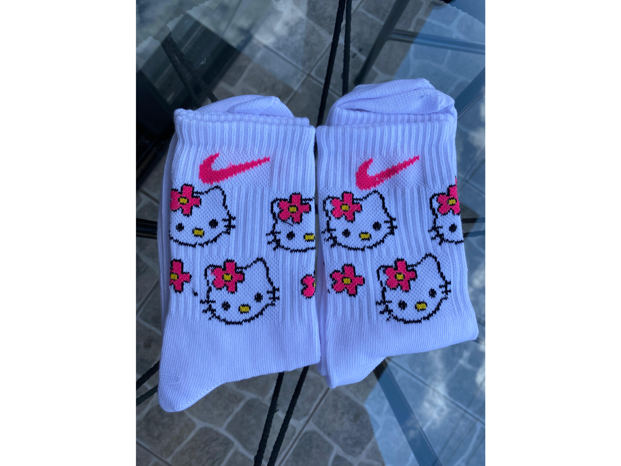 MEDIAS NIKE KITTY BLANCA