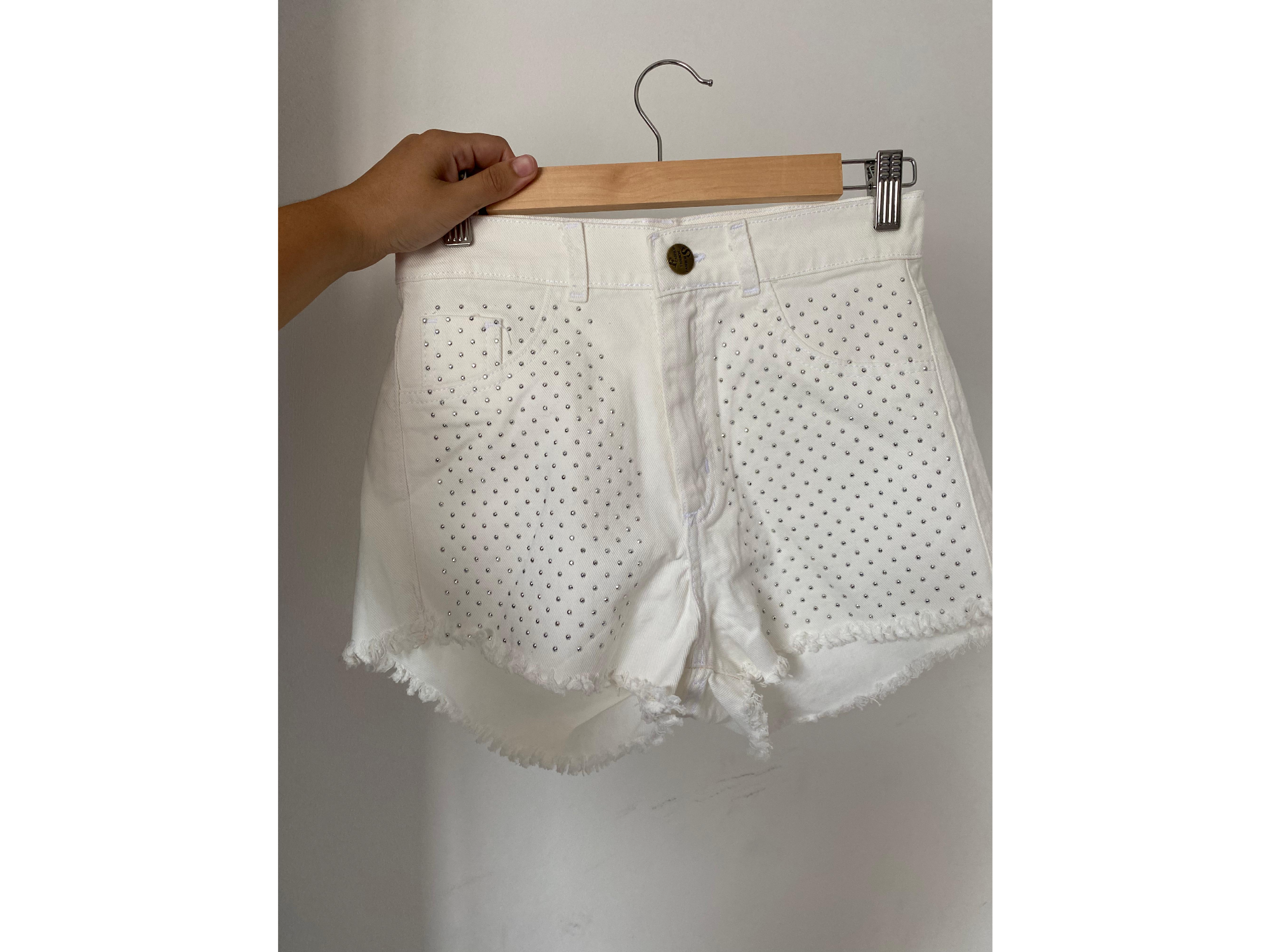 Short blanco brillos
