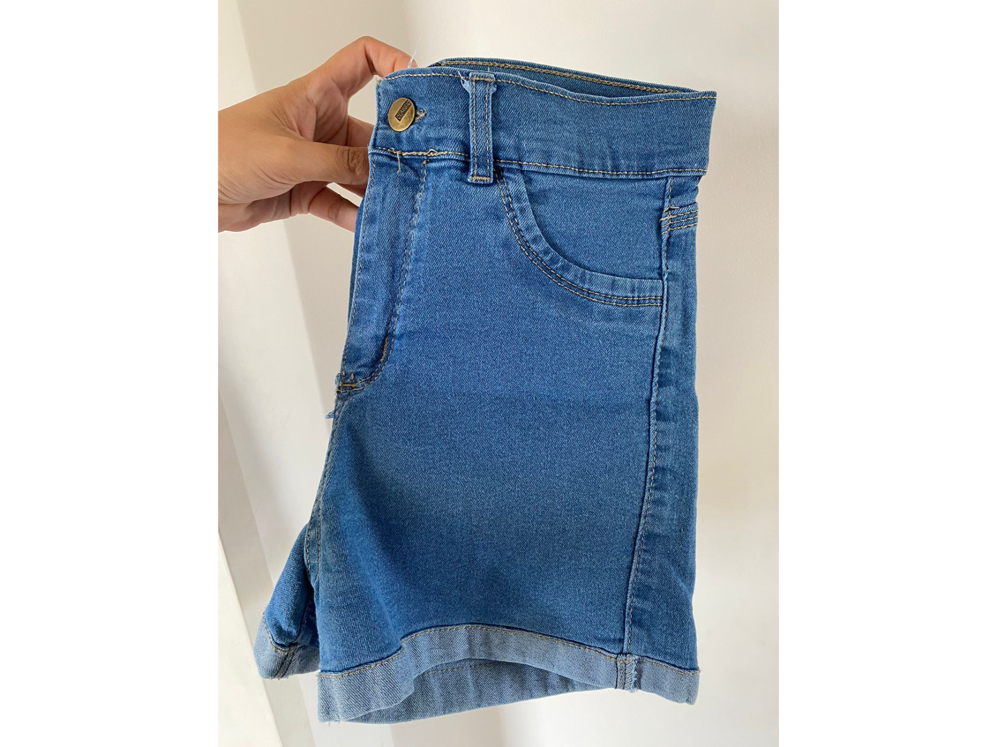 Short elastizado azul claro