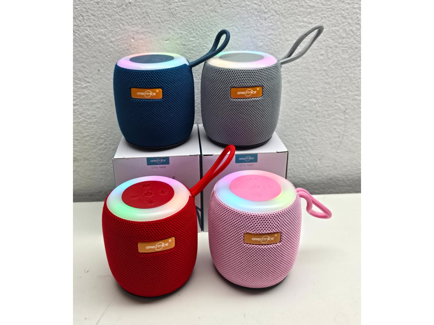 Parlante Bluetooth simil jbl con Luz LED