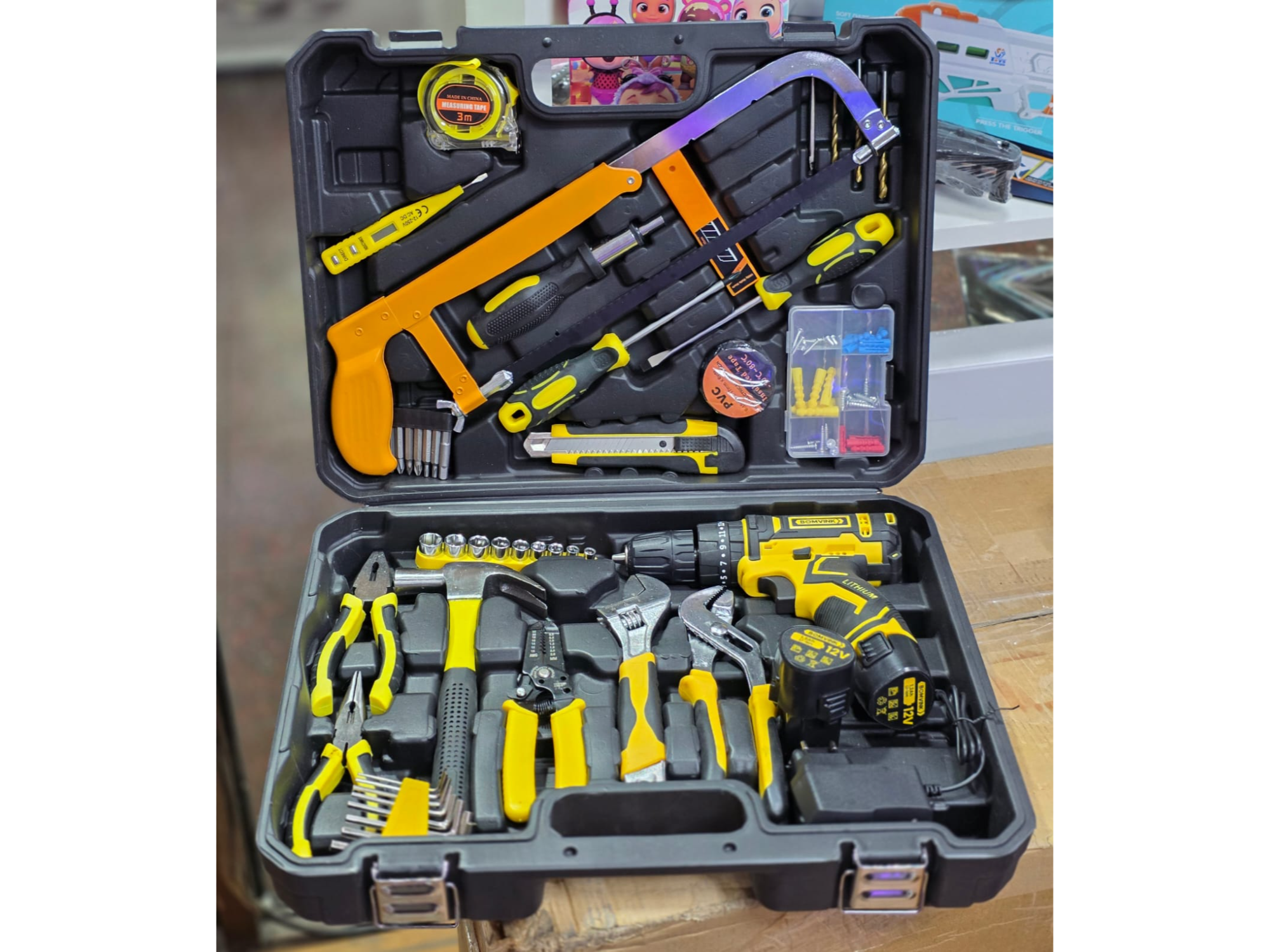 Kit de Herramientas Completo con Taladro Inalámbrico 12V