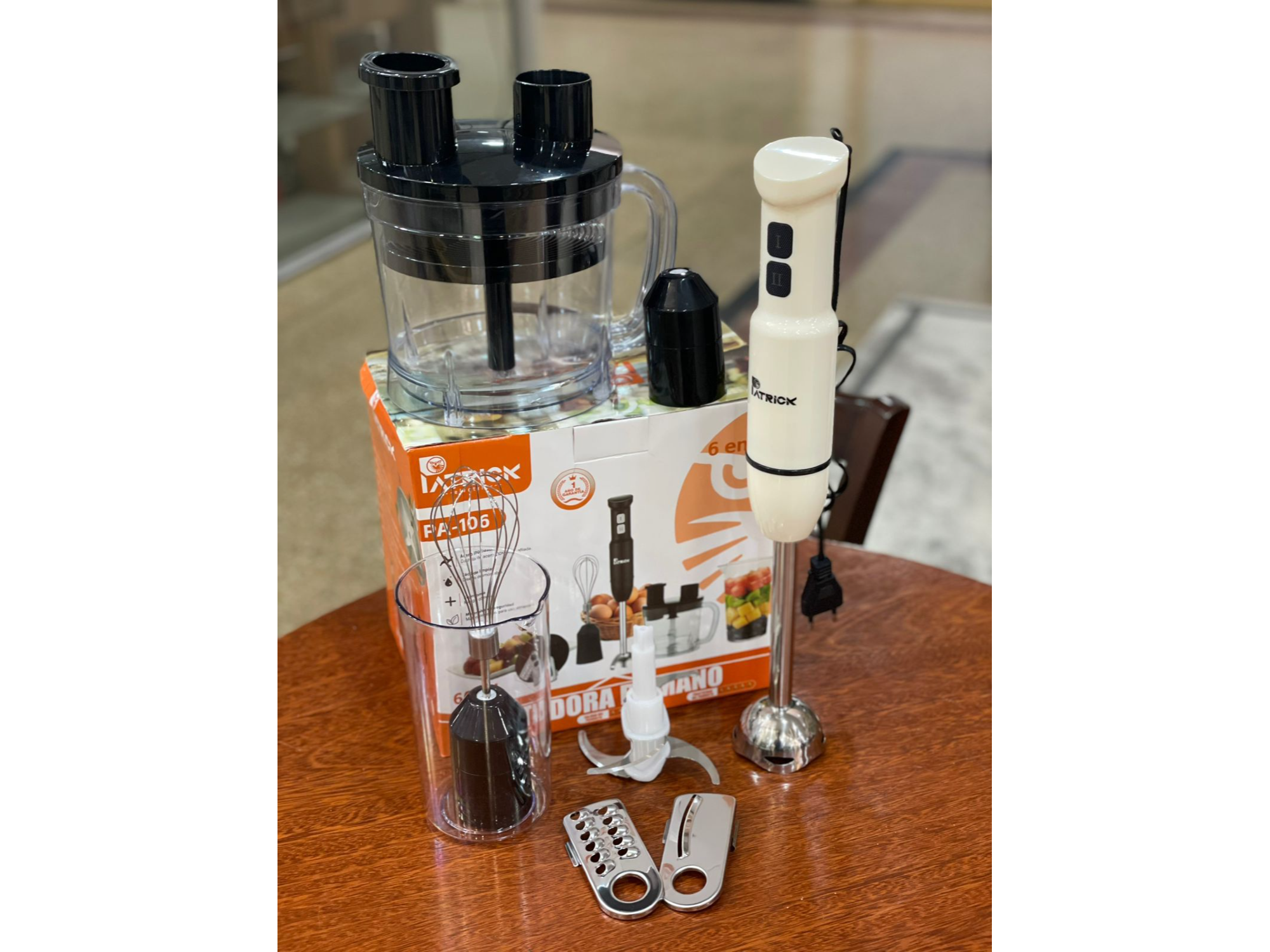 Licuadora de Mano patrick Multifunción 6 en 1