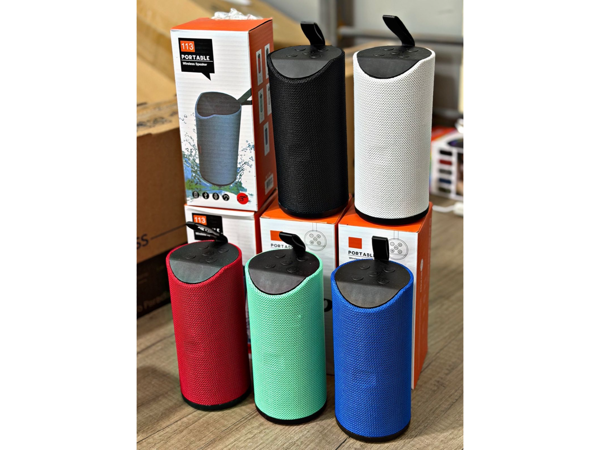 Parlante Portátil Bluetooth – 113