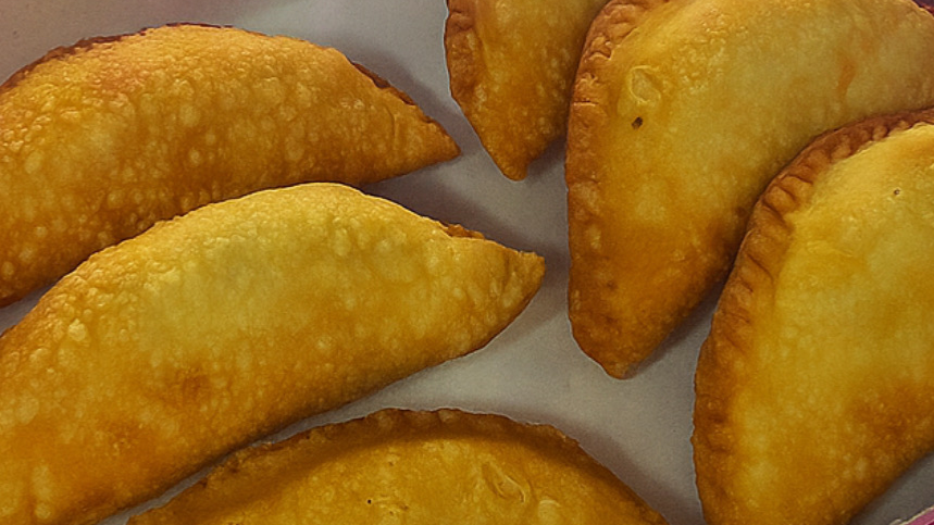 Empanadas fritas (masa artesanal)