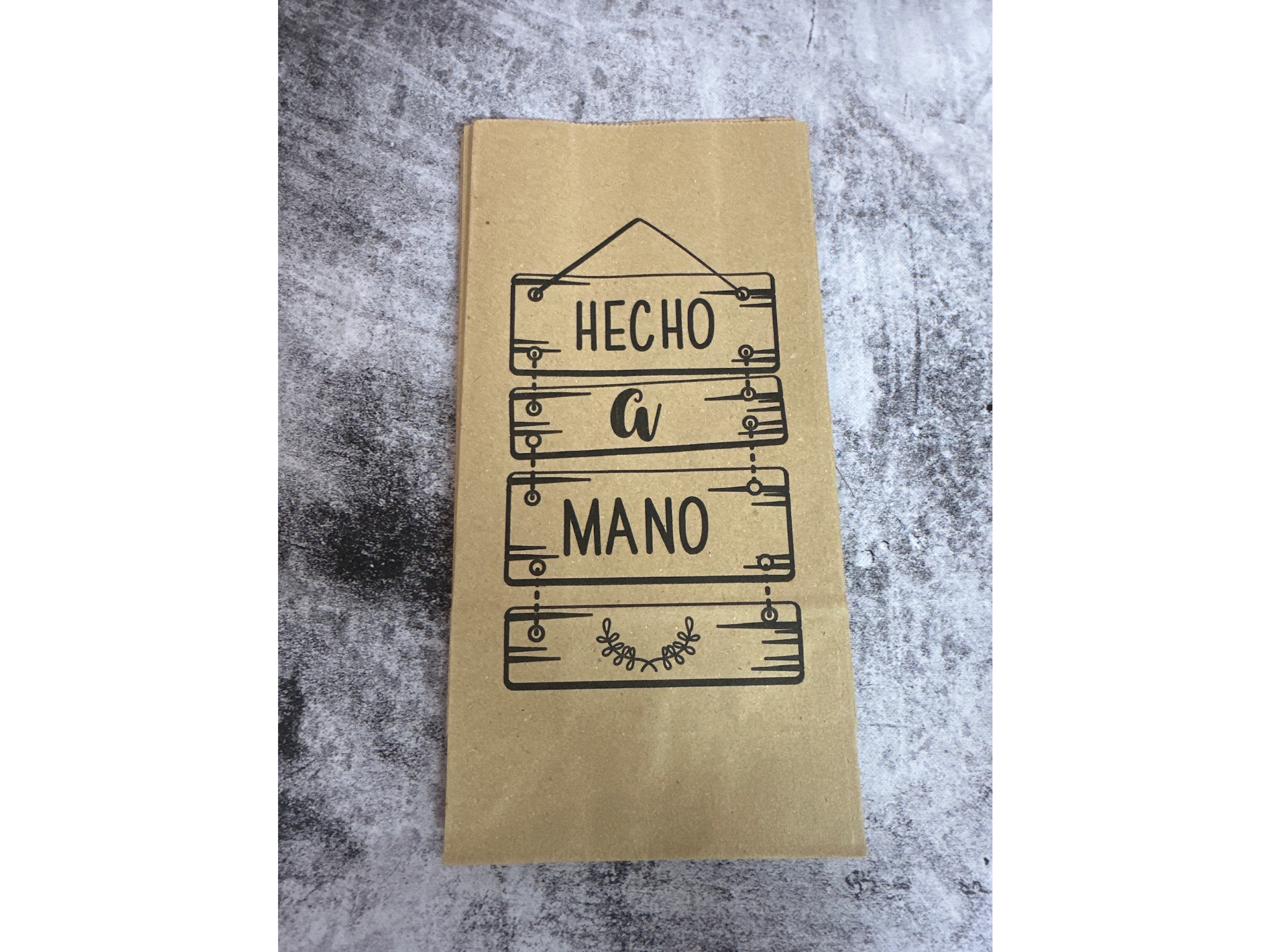 Bolsa fuelle: Hecho a mano