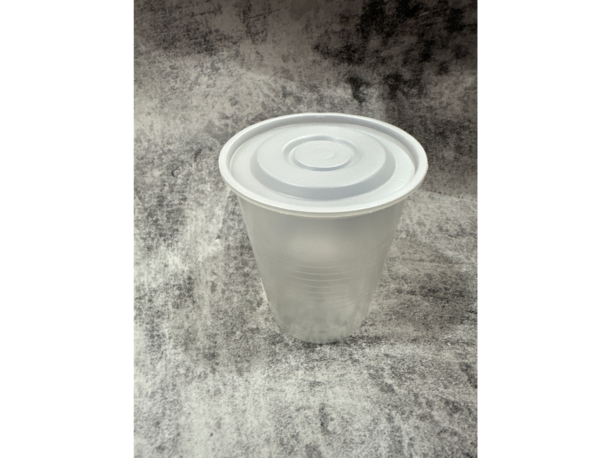 Vaso 300 con tapa (Ideal ensalada de fruta)