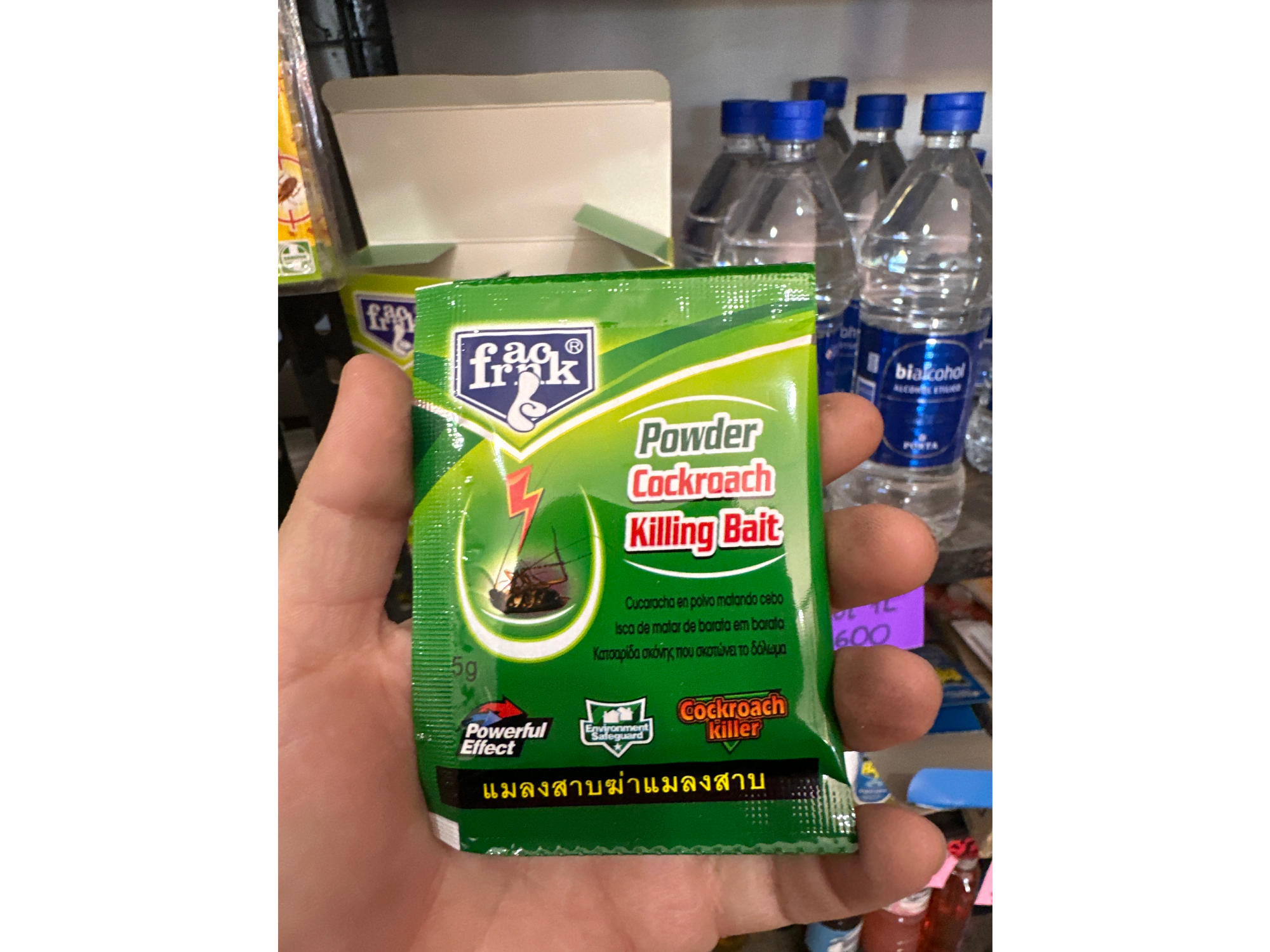 Veneno en polvo para cucarachas