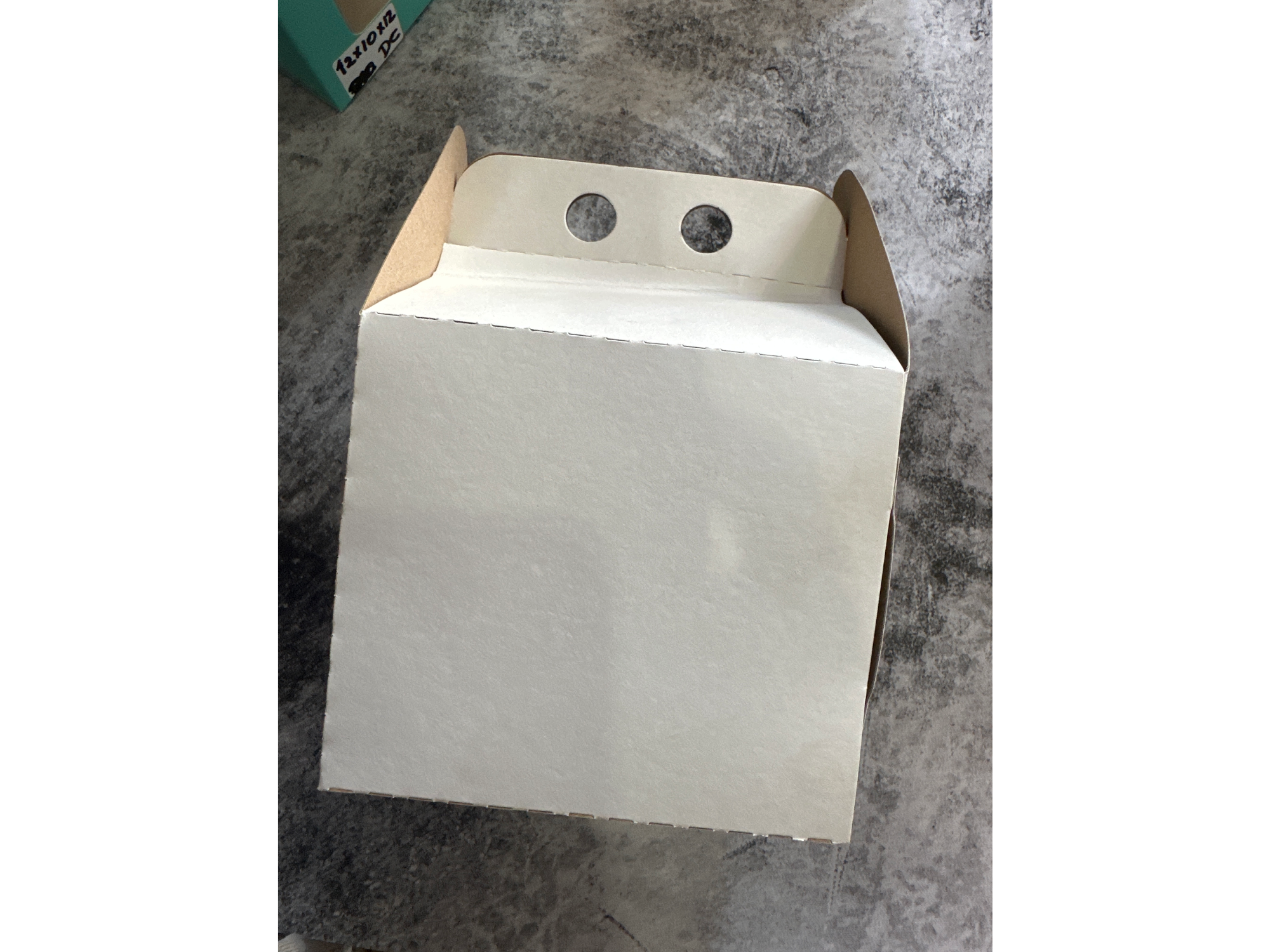 Cajita feliz blanca lisa sin visor