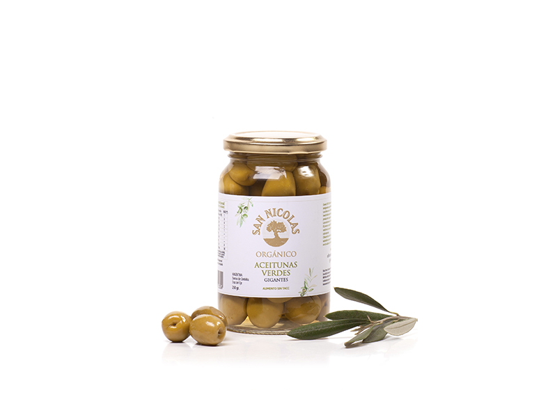 Aceitunas verdes gigantes