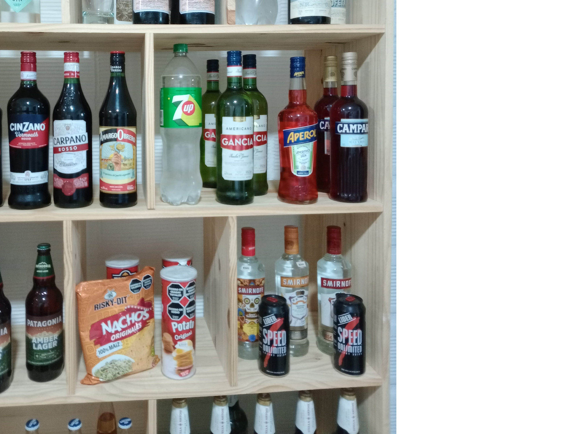 Aperitivos y bebidas blancas