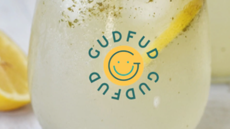 GUD FUD : SMOOTHIES  Y JUGOS