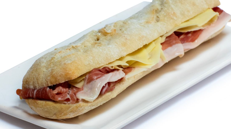 EMPANADAS , MENUES ,PAPAS FRITAS ,SANDWICH