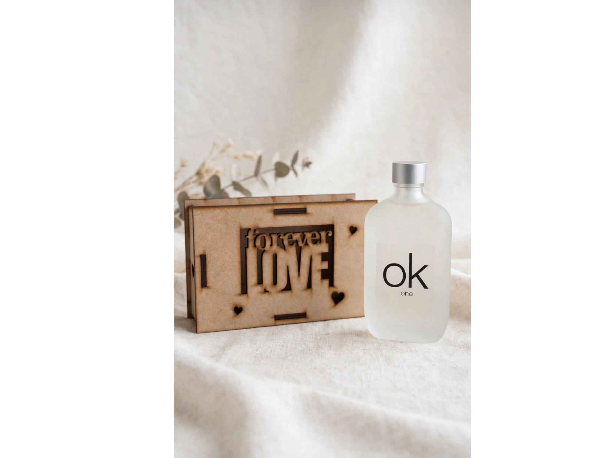 CAJA GRANDE CON PERFUME DUPE CK ONE de PERFUMANIA DE LA COSTA