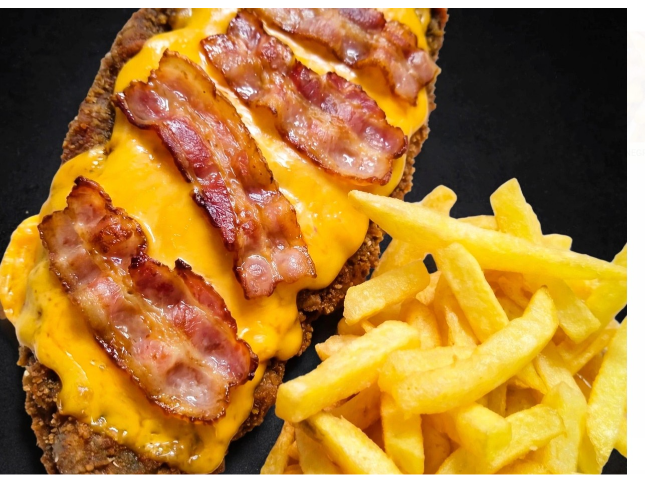 Milanesa con cheddar y bacon