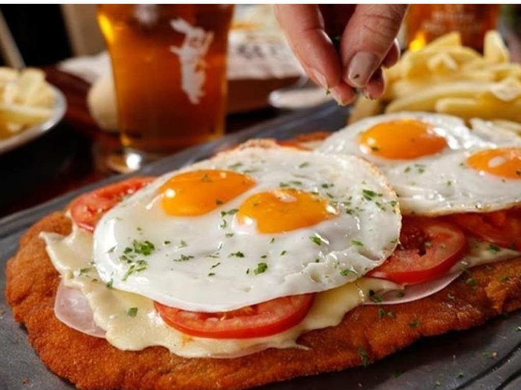 Milanesa a Caballo con Fritas