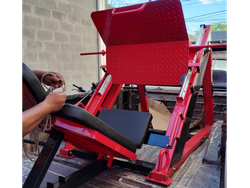 PRENSA 45º GO! FITNESS MACHINES ROD LINEAL (Copia)