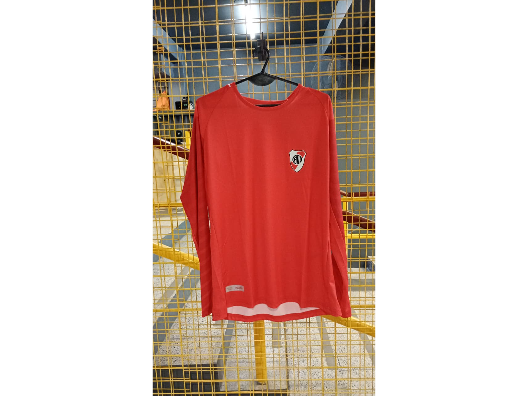 Buzo Liviano Millonario RIVER | LICENCIA CLUBES®