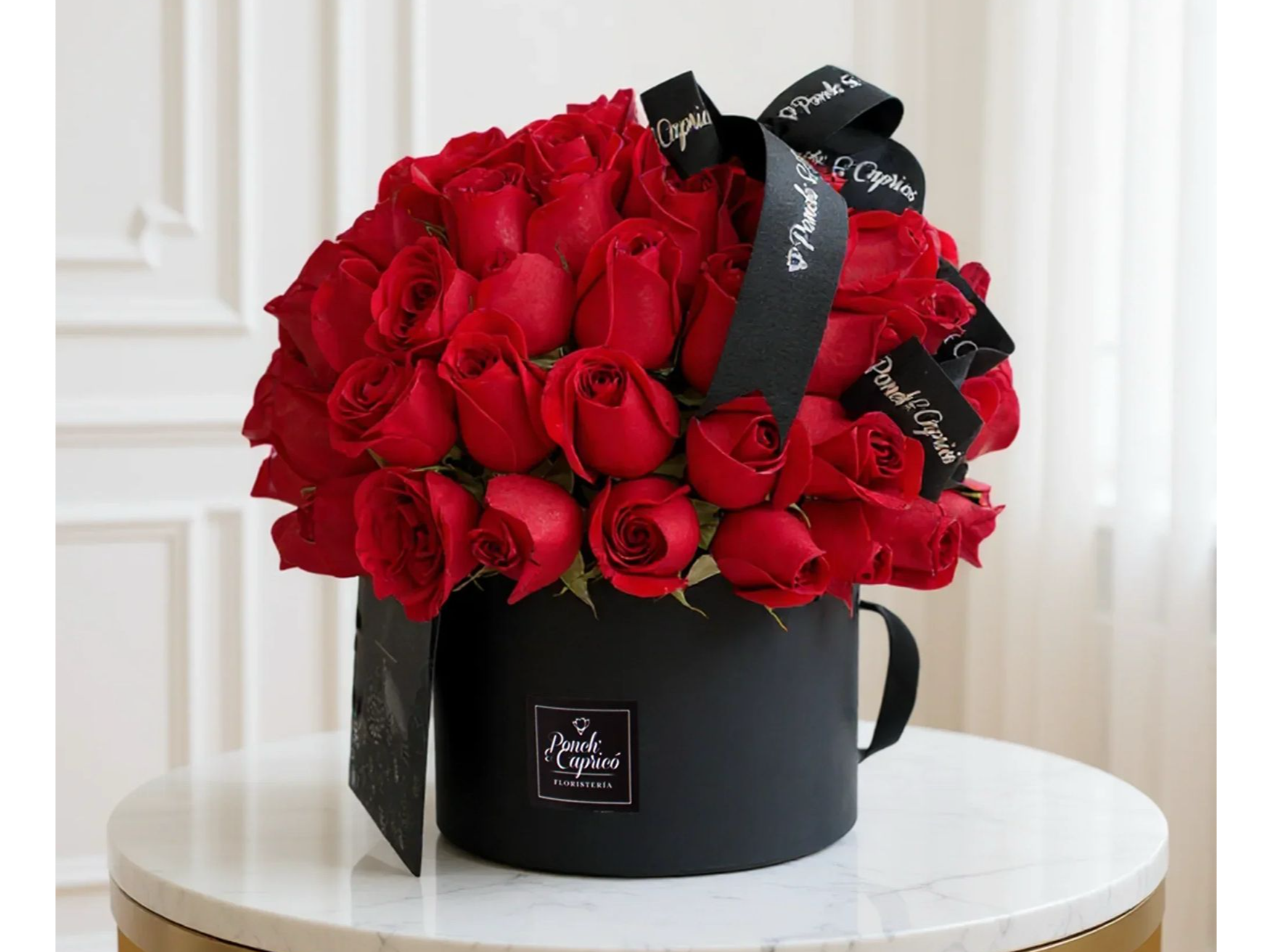 Caja con 72 rosas
